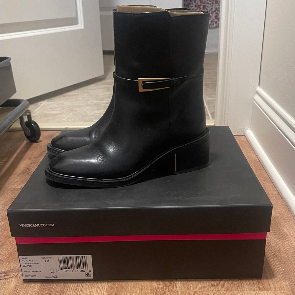 Vince Camuto Black Leather Woman’s Ankle Boots